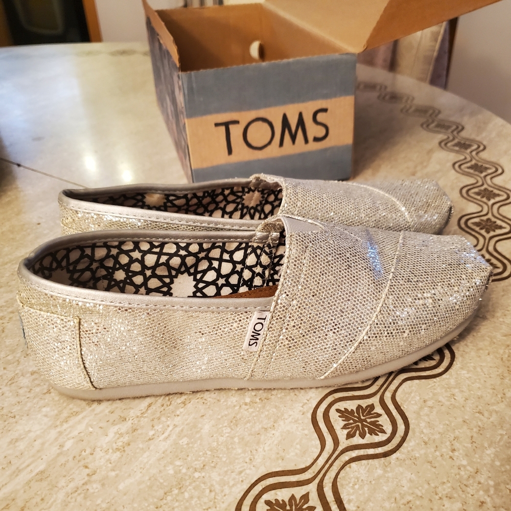 Silver Glitter Sparkle Toms 7.5